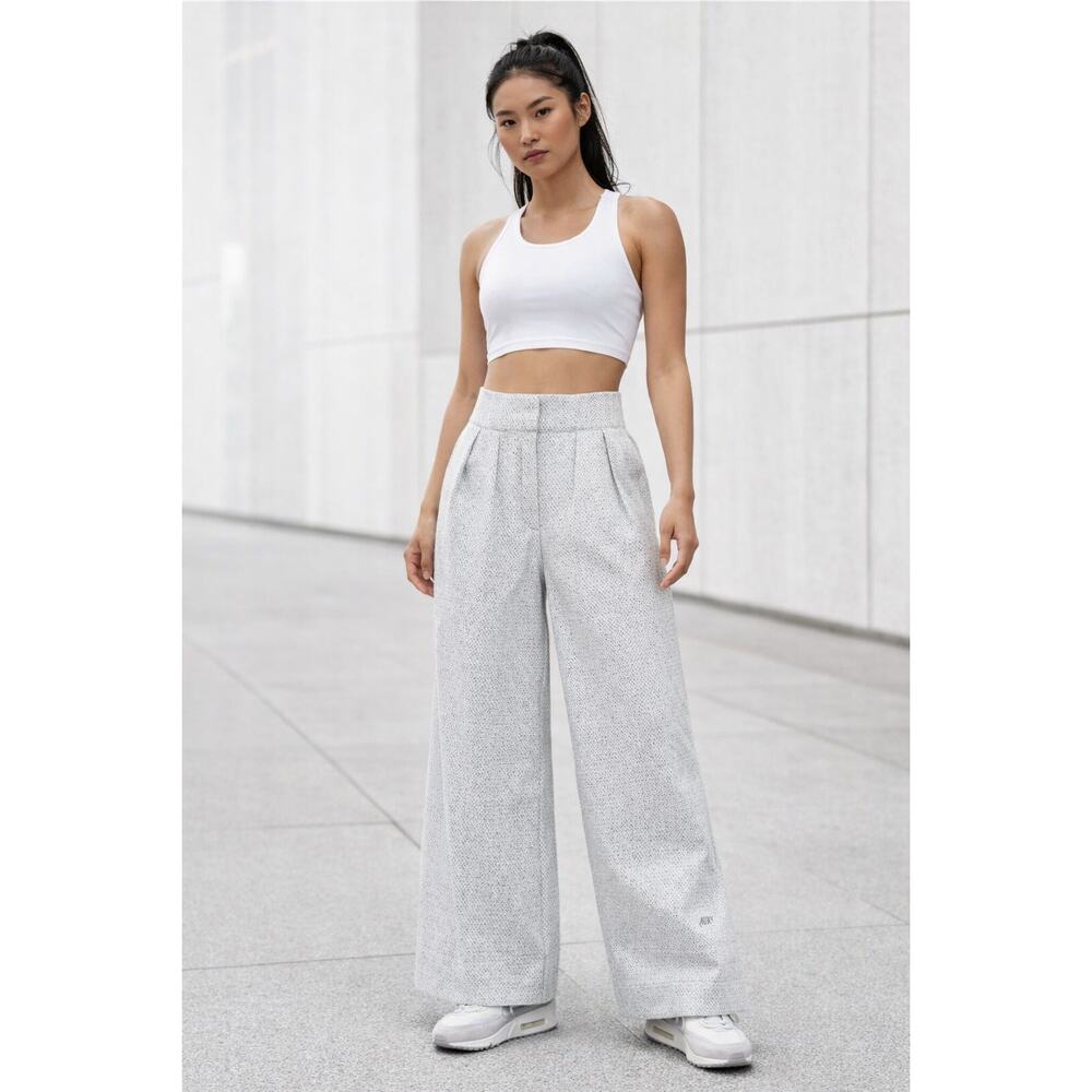 Nike Tech Pack Therma-FIT ADV Pants Womens Large Gray Wide Leg Athletic